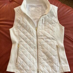 Tyler Boe white quilted vest. XS